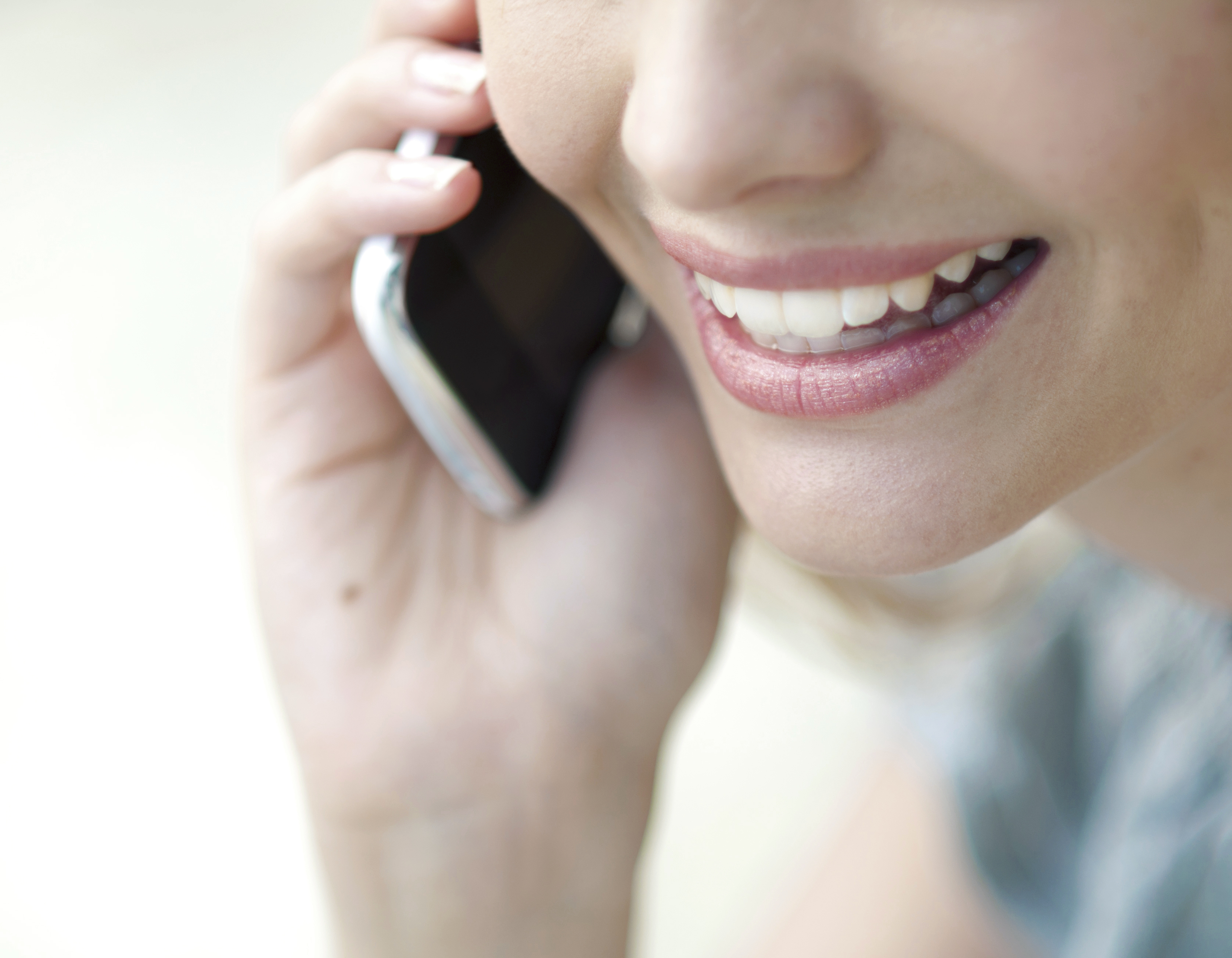 Parler sur les téléphones